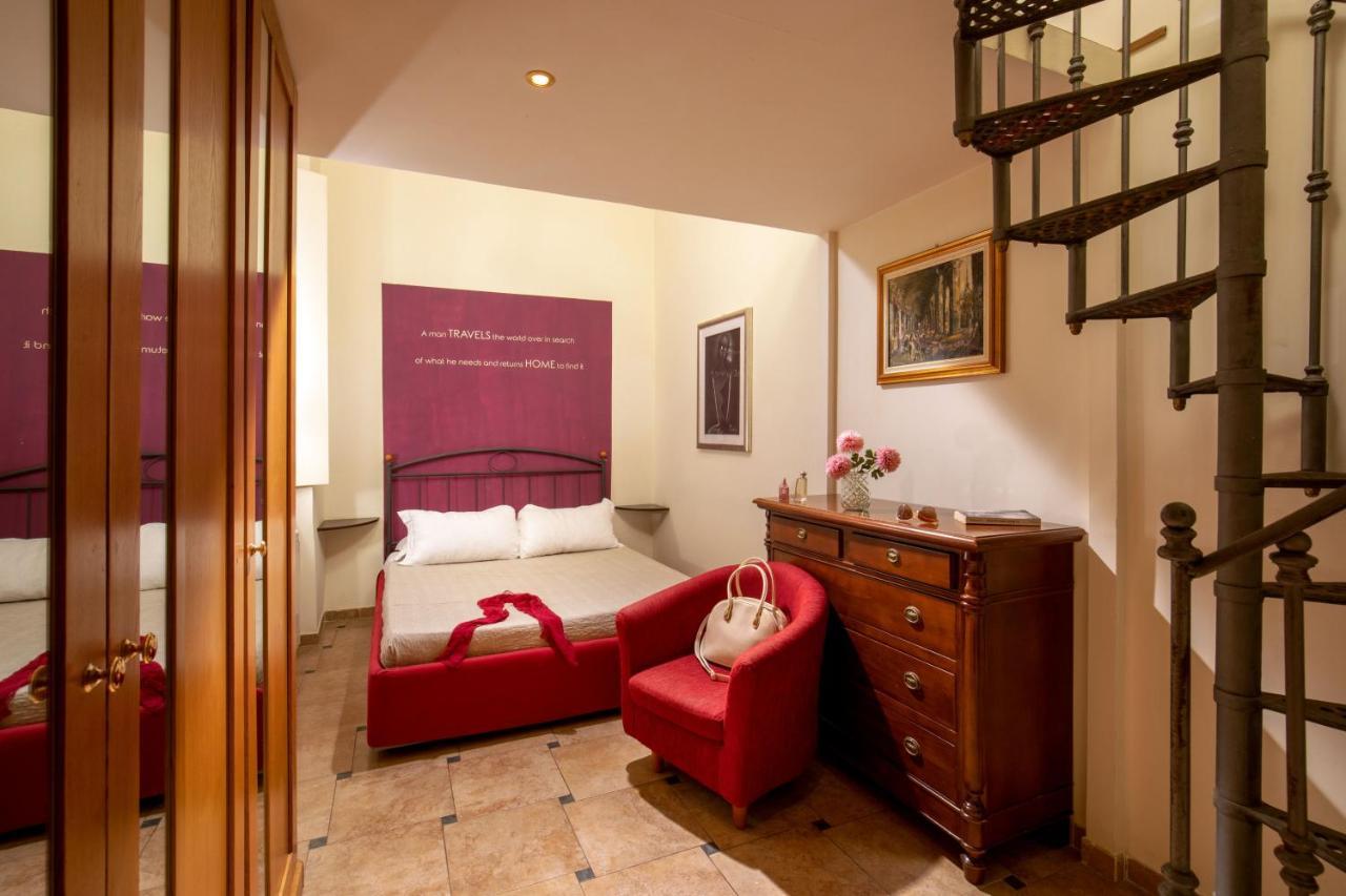 Cappellari Apartments - Campo De' Fiori Рим Екстер'єр фото