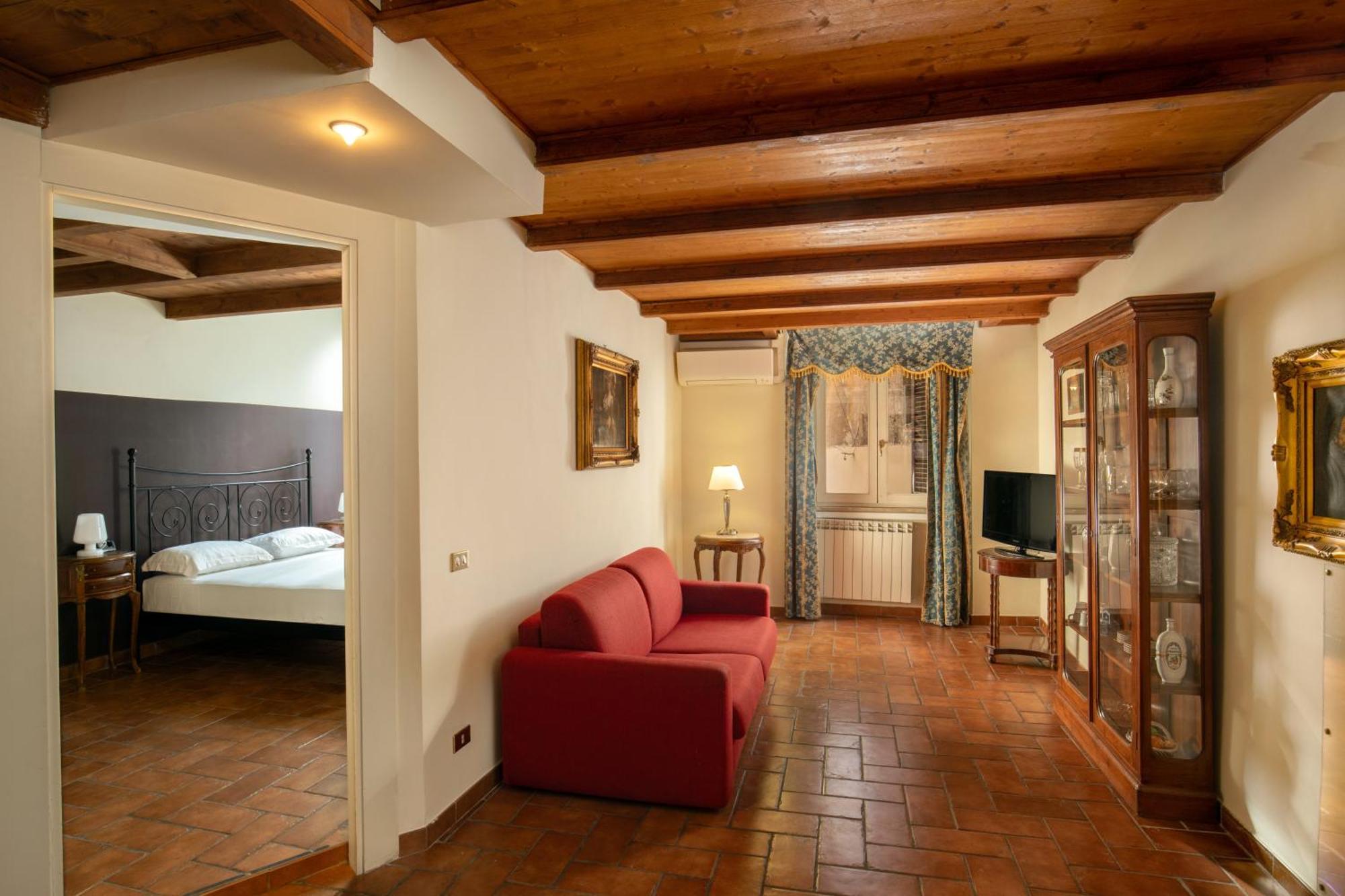 Cappellari Apartments - Campo De' Fiori Рим Екстер'єр фото