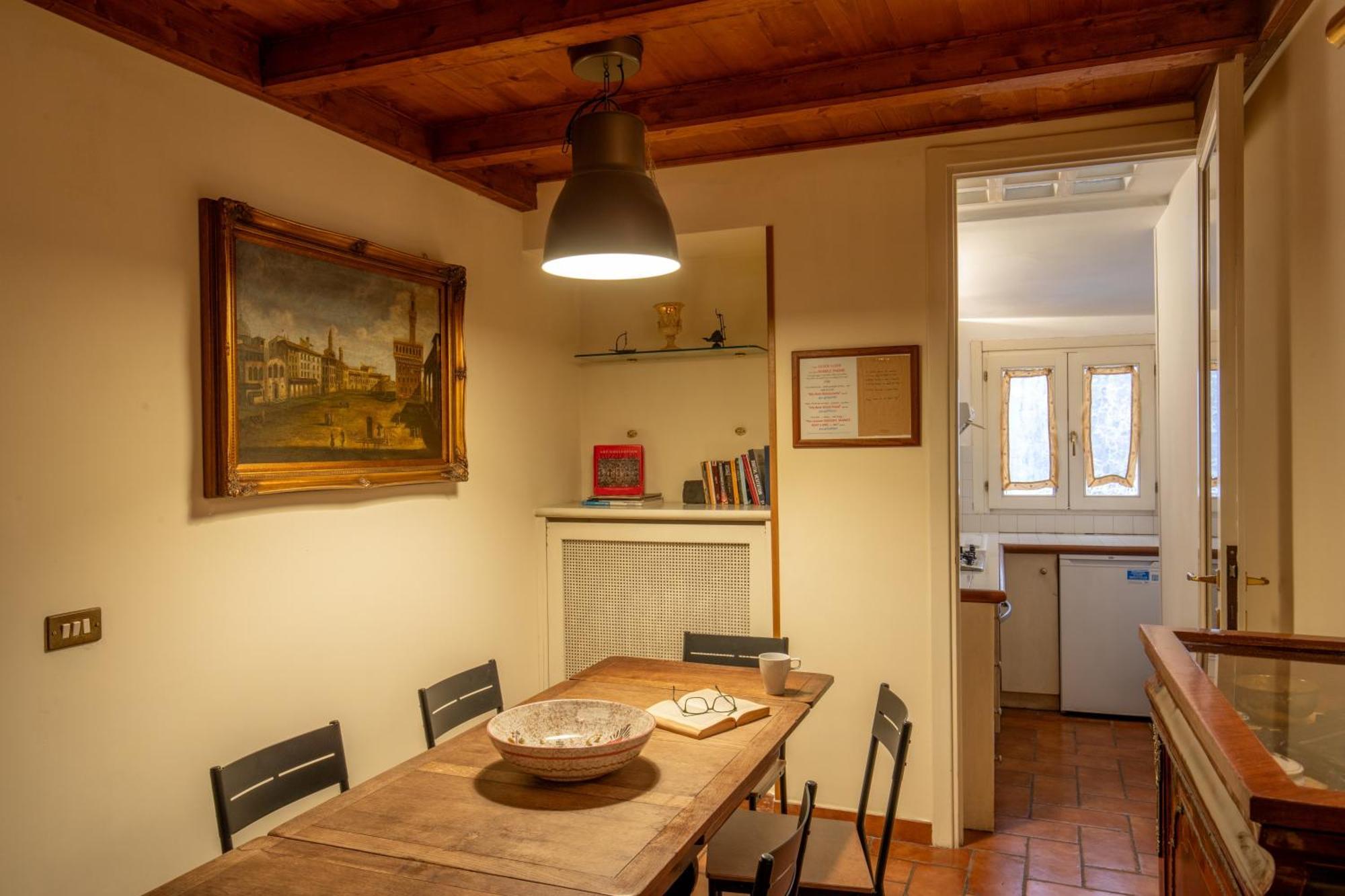 Cappellari Apartments - Campo De' Fiori Рим Екстер'єр фото